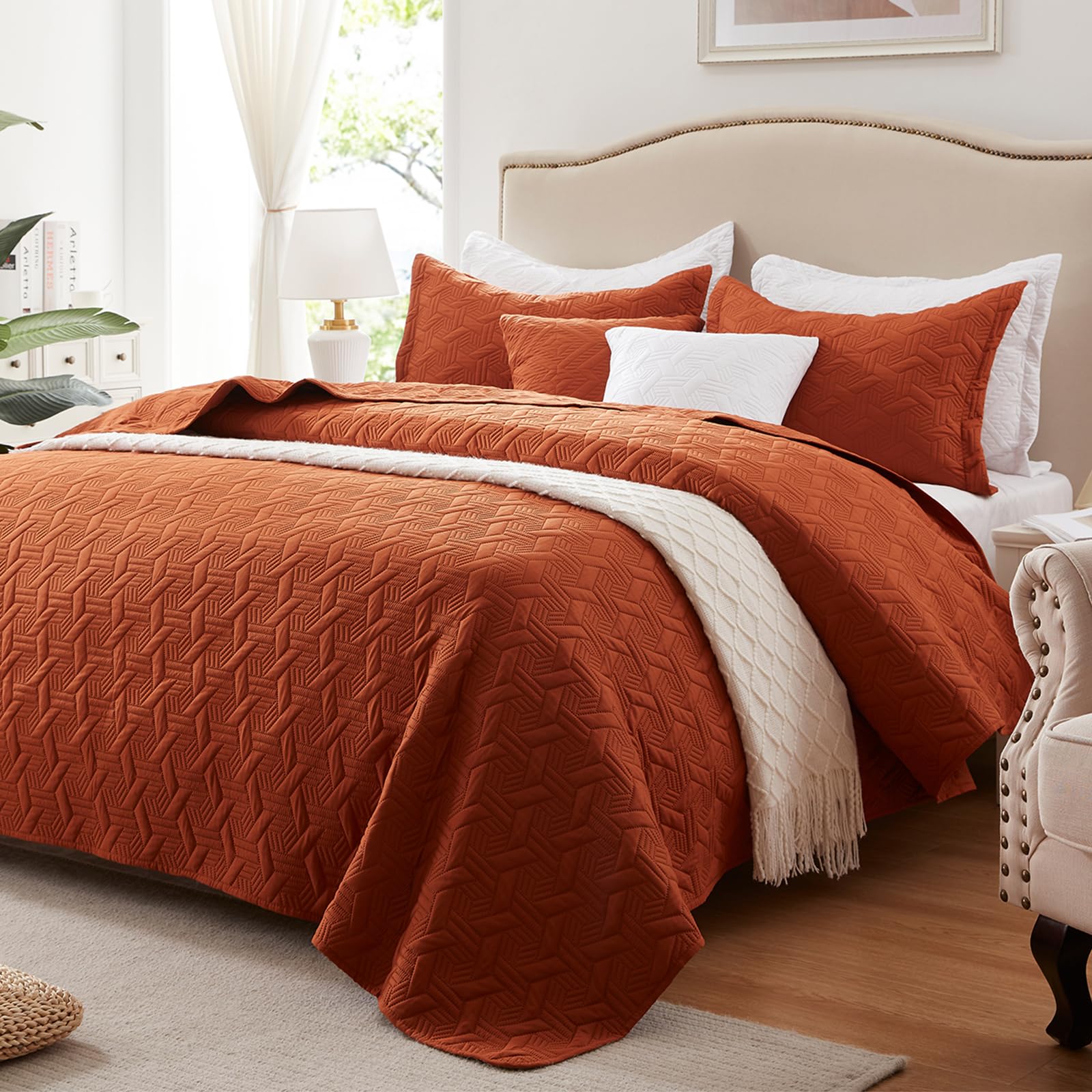 California King Size Quilt Set 3 Pieces,Lightweight Burnt Orange/Rust Bedspread-118''X106'',Soft Microfiber Summer Quilt,Luxurio